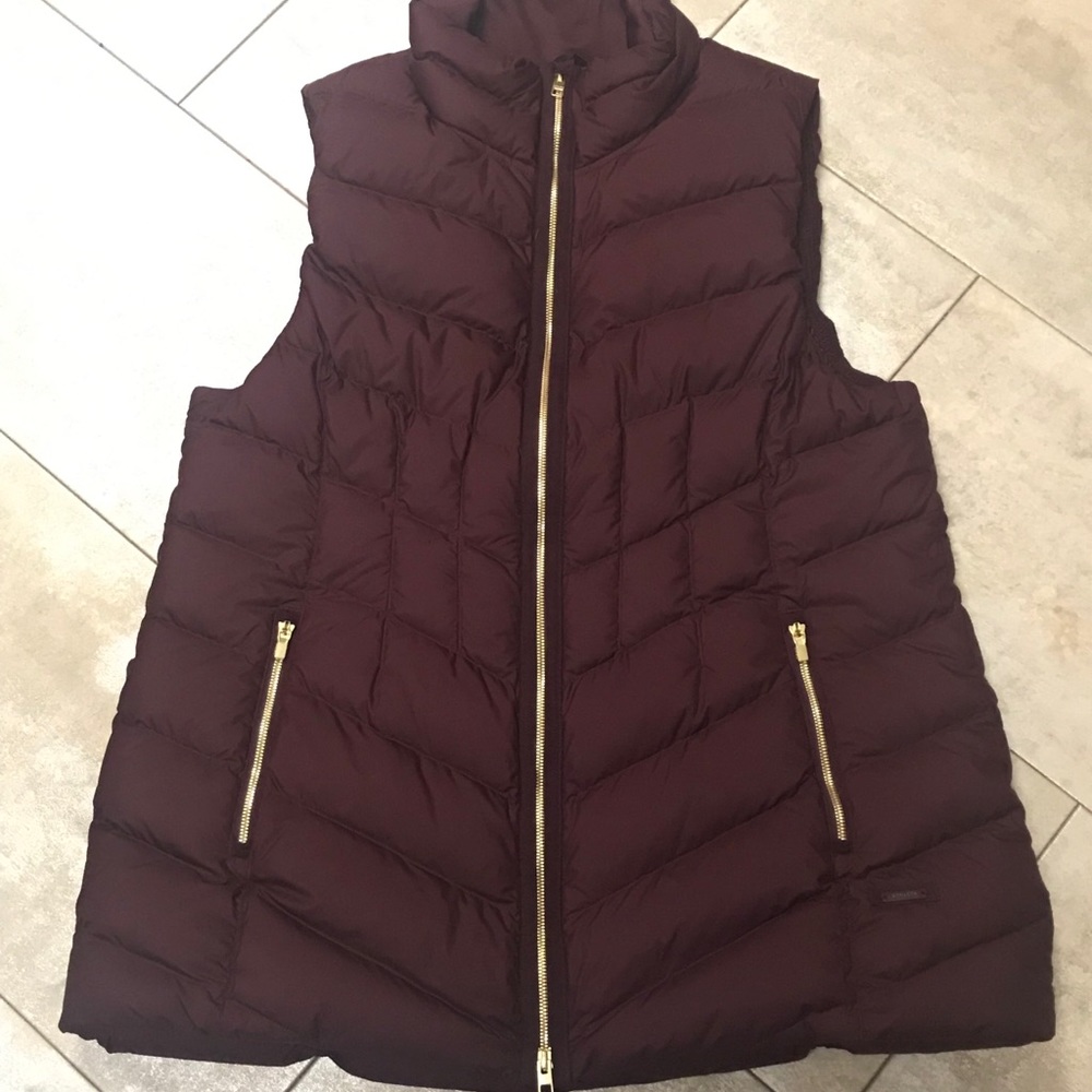 Athleta Down Vest 1X in Burgundy 'CYA' Puffer Vest